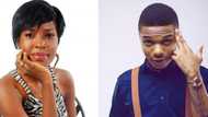 Popular musician and blogger fight in public