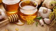 What are the benefits of ginger, honey and garlic remedy?