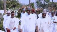 Shugaba Buhari ya halarci Sallar Juma'a tare da gwamnoni