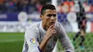 See what fans were spotted doing with Cristiano Ronaldo despite Portugal defeat to Netherlands (photos)