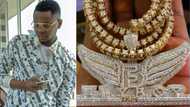 Kiss Daniel shows off his new diamond encrusted chain worth N14m