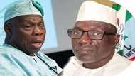 2019: Makarfi ya fadawa Obasanjo hanyar da za'a bi don kawar da gwamnatin Buhari