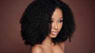 Natural curls and weave: the cutest hairstyle ideas