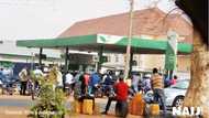 Nigerians react angrily to renewed fuel scarcity