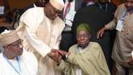 Kar-ta-san-kar: Atiku da Obasanjo sun hadu a Abuja, kalli hotuna