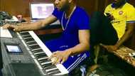 PHOTO: Nigerians Blast Harrysong For Doing This... On The Internet