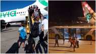Plane forced to make emergency landing after one passenger's "unbearable" body odour makes others vomit and faint (photos)