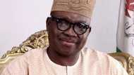 LABARI DA DUMI-DUMI: Fayose ya bude wa Buhari wuta