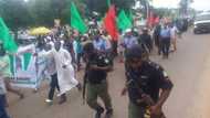 Breaking: Policeman killed as Shiites continue protest against Ibrahim El-Zakzaky’s detention
