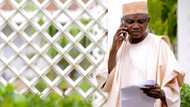 Garba Shehu ya sani cewa shi fa kawai dan aike ne, yayi hattara da kalamansa: Gwamnonin kudu 17