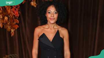 Why Rosalind Eleazar's fingers went viral, and who she actually is