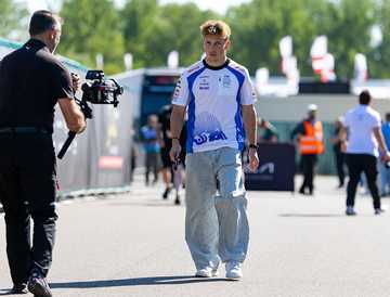 Who is the tallest F1 driver? 5 tallest and shortest in 2025 - Legit.ng