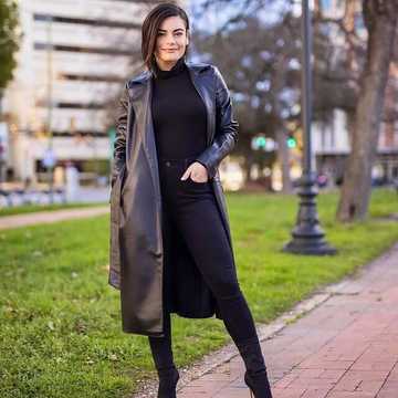Camilla Rambaldi biography: age, height, husband, career, net worth ...