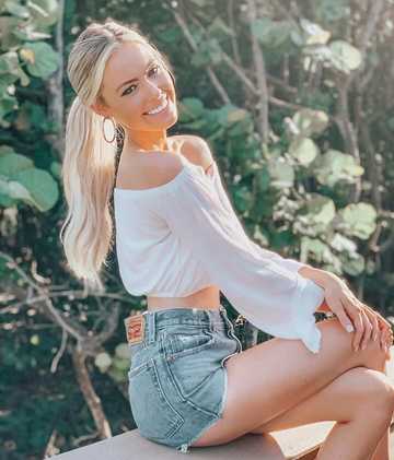 Jenna Berman’s biography: age, height, boyfriend, net worth - Legit.ng