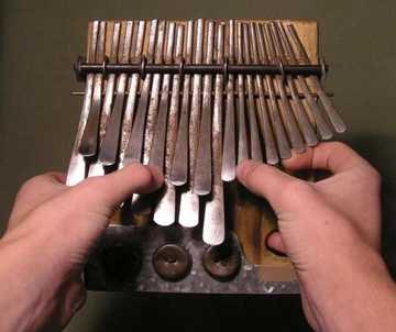 Hausa musical instruments and their names - Legit.ng