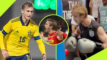 Swedish Footballer Benjamin Nygren Immerses in Ghanaian Culture, Tries Boxing, Video