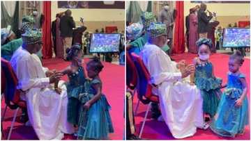 Grandpa duty: Adorable photos of little girls playing with Akeredolu during 2nd term inauguration go viral