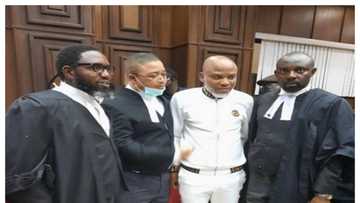 Nnamdi Kanu appears in Versace as Nigerian ex-governor, British envoy arrive court for IPOB leader’s trial