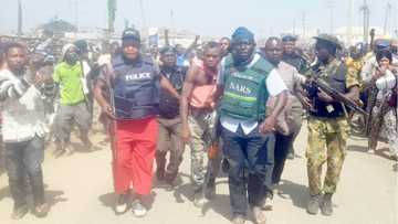 Cikakken labarin yadda Soji su ka damke masu sata a Banki rana tsaka a Abuja