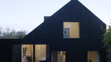 My house was repainted overnight while I was sleeping – I found out who did It and got my revenge