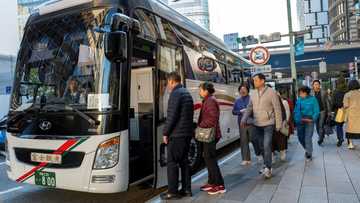 Japan businesses brush off worries over China tourists