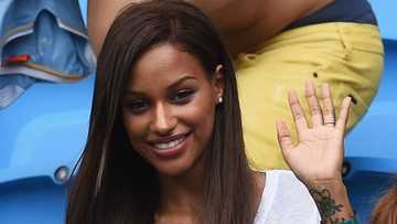 La biographie de Fanny Neguesha: âge, taille, parents, partenaire, chirurgie