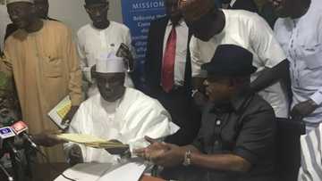 Borin kunya ce ta sanya Atiku rattaba hannu kan yarjejeniyar zaman lafiya - APC