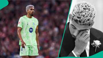 Barcelona star in tears at his wedding, teammates react to emotional moment