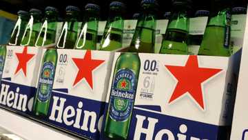 Heineken sees beer sales dip but keeps profit outlook