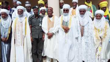 Rikicin Makiyaya: Tsofaffin Gwamnonin Zamfara 3 da manyan kasa za su rasa dukiyoyi