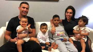 Yaron da Budurwar Ronaldo ta haifa ya koma, ‘Dan wasan Man Utd ya yi hadarin mota