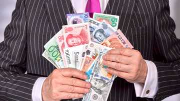 Amid news of new Prime Minister Liz Truss, British Pounds falls to its weakest in 40 years