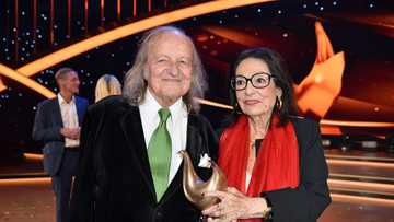 Nana Mouskouri : qui est André Chapelle, le mari de la chanteuse ?