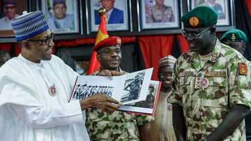 Boko Haram yanzu na samun agaji daga kasashen waje don kai hare hare - TY Buratai