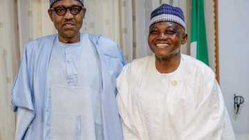 Malam Garba Shehu ya tona asirin karyar da jaridar Sahara Reporters ta yi wa Buhari (Hotuna)