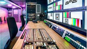 Yanzu-Yanzu: AIT, Silverbird Da Sauran Tashoshin Watsa Labarai 50 Da Gwamnatin Najeriya Ta Rufe