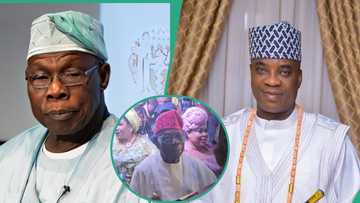 Obasanjo makes money rain on K1 De Ultimate, video trends online: “So Wasiu can hail OBJ?”