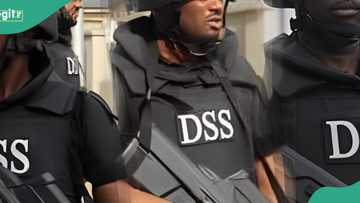 BREAKING: DSS arrests vote buyer with 2 'Ghana must go' bags containing cash in Ondo gov election