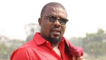 Abun kunya: Dan majalisar PDP ya yi wa wata mata zigidir a bainar jama'a (Hoto)