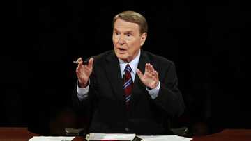 Find out top facts about Jim Lehrer