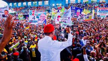 2023: Okowa advises Delta Central to remain united, receives new PDP members