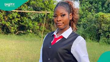 Yoruba girl shares success tips after emerging best graduating student in Igbo at Anambra school