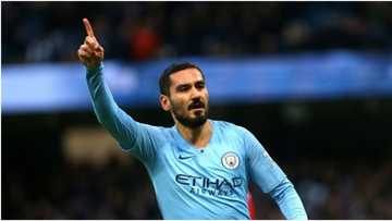 Incredible Manchester City midfielder donates Premier League bonus to childhood club