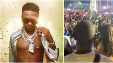 Lagosians want Wizkid not Big Wiz: Hilarious crowd reactions as singer switches from MIL to old songs at concert