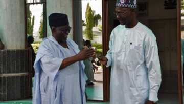 Gidan aro: Almakura ya mika wa Sule makullen gidan gwamnatin Nasarawa