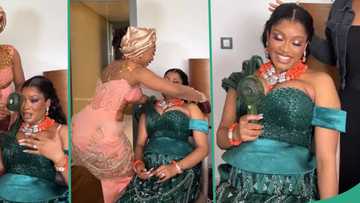 "All the way from France": Lady flies to Nigeria from abroad to surprise sister on her wedding day