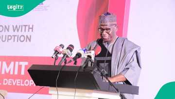 Matasa sun fito daga gidan gwamnati, sun yi wa mata masu zanga zanga dukan tsiya