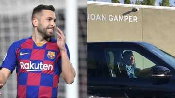 Barcelona star finally passes driving test after 8 years, drives latest Range Rover to training (photos)