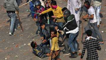 An kona Masallaci, an kashe 20, an jikkata 200 yayinda rikici ya barke tsakanin Musulmai da yan Hindu a Indiya