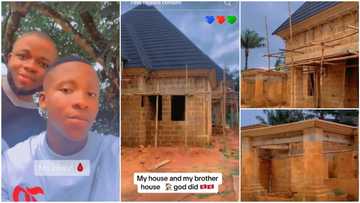 Close brothers build 2 houses with cement blocks, roof with expensive sheets and good parapet